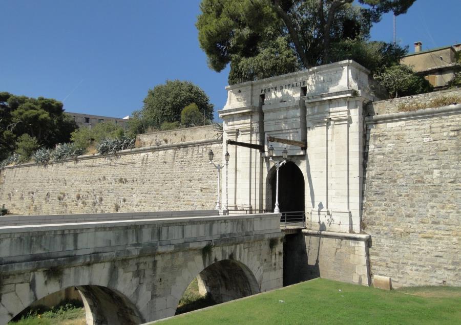 Porte d'Italie in Toulon, France